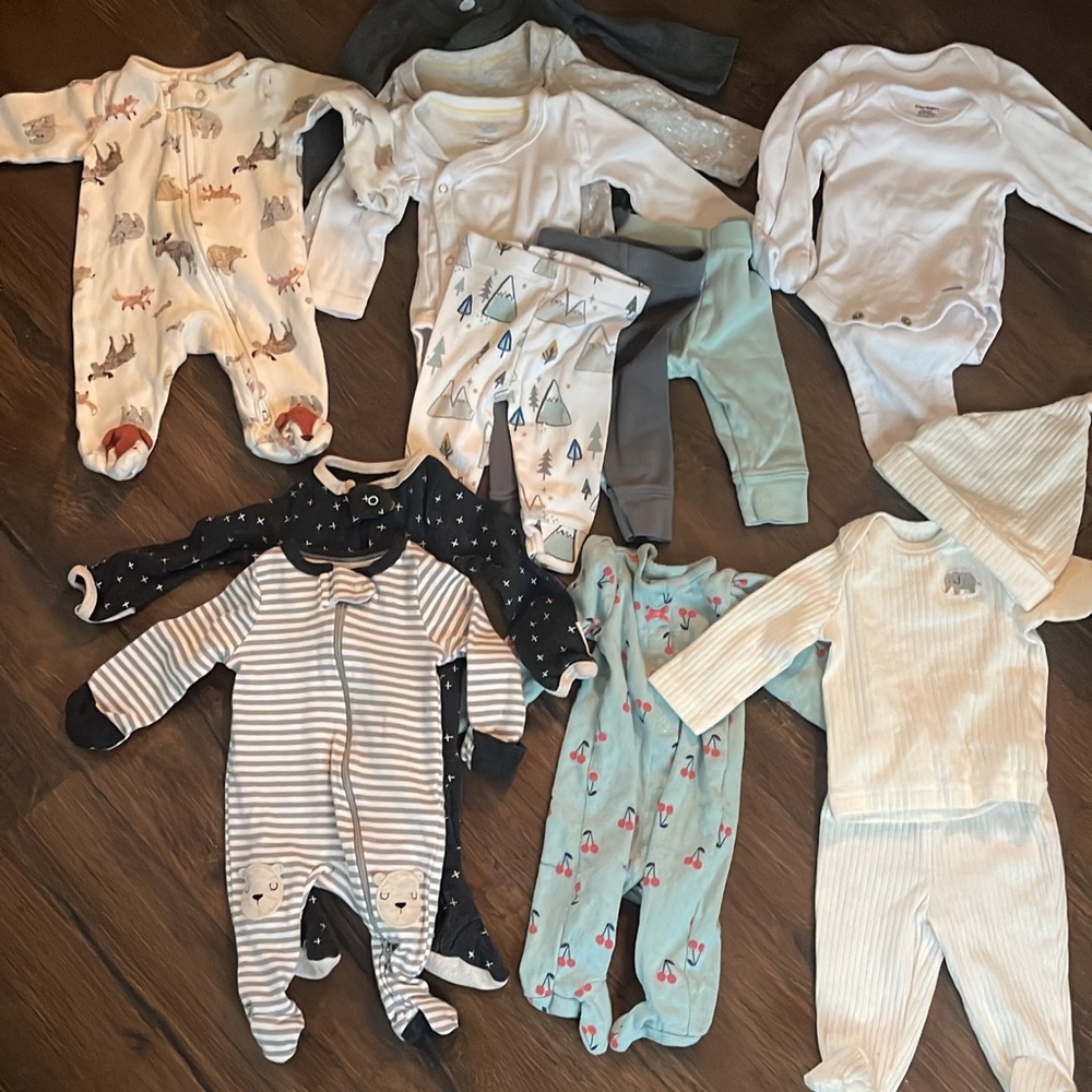 Lot of carters/target newborn clothes